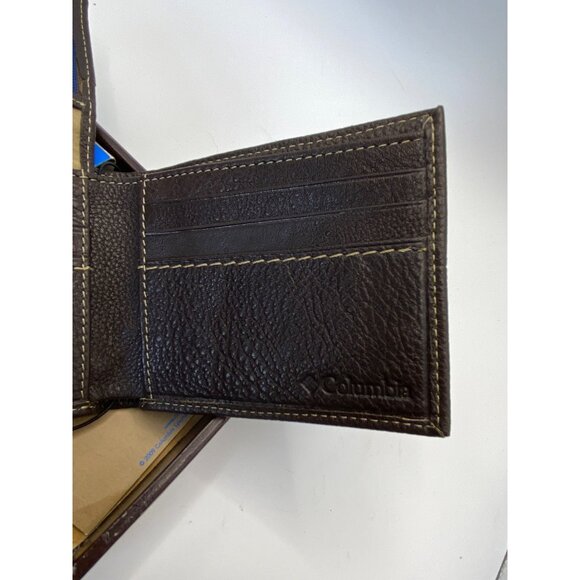 Columbia Passcase Wallet Genuine Leather Brown still in box - Picture 10 of 12